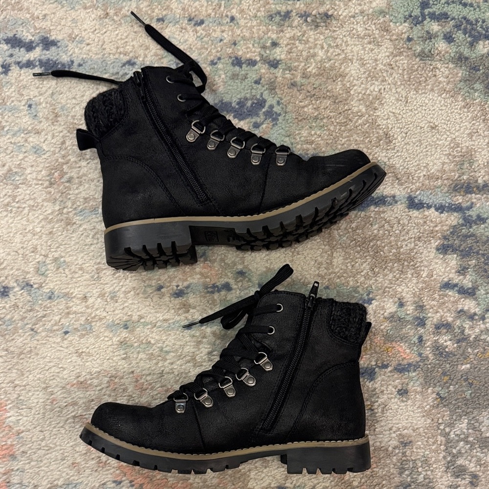Cliffs by WHITE MOUNTAIN Black Combat Boots